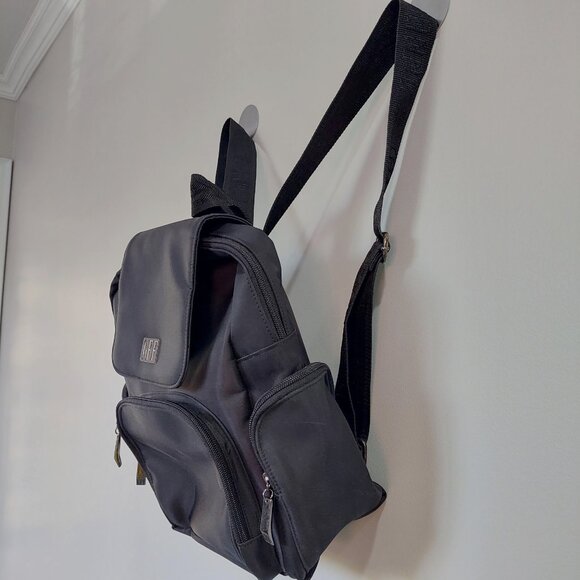 GFF Gianfranco Ferre Vintage Black Nylon Backpack - Picture 2 of 12